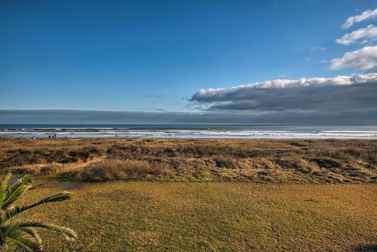 Galveston Beach House With Private Deck And Gulf Views المظهر الخارجي الصورة